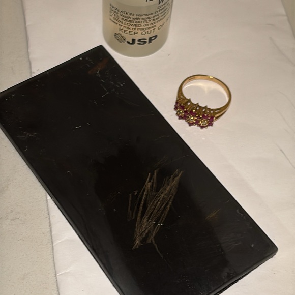 14k Gold Rubies & Diamond Ring - Picture 6 of 13